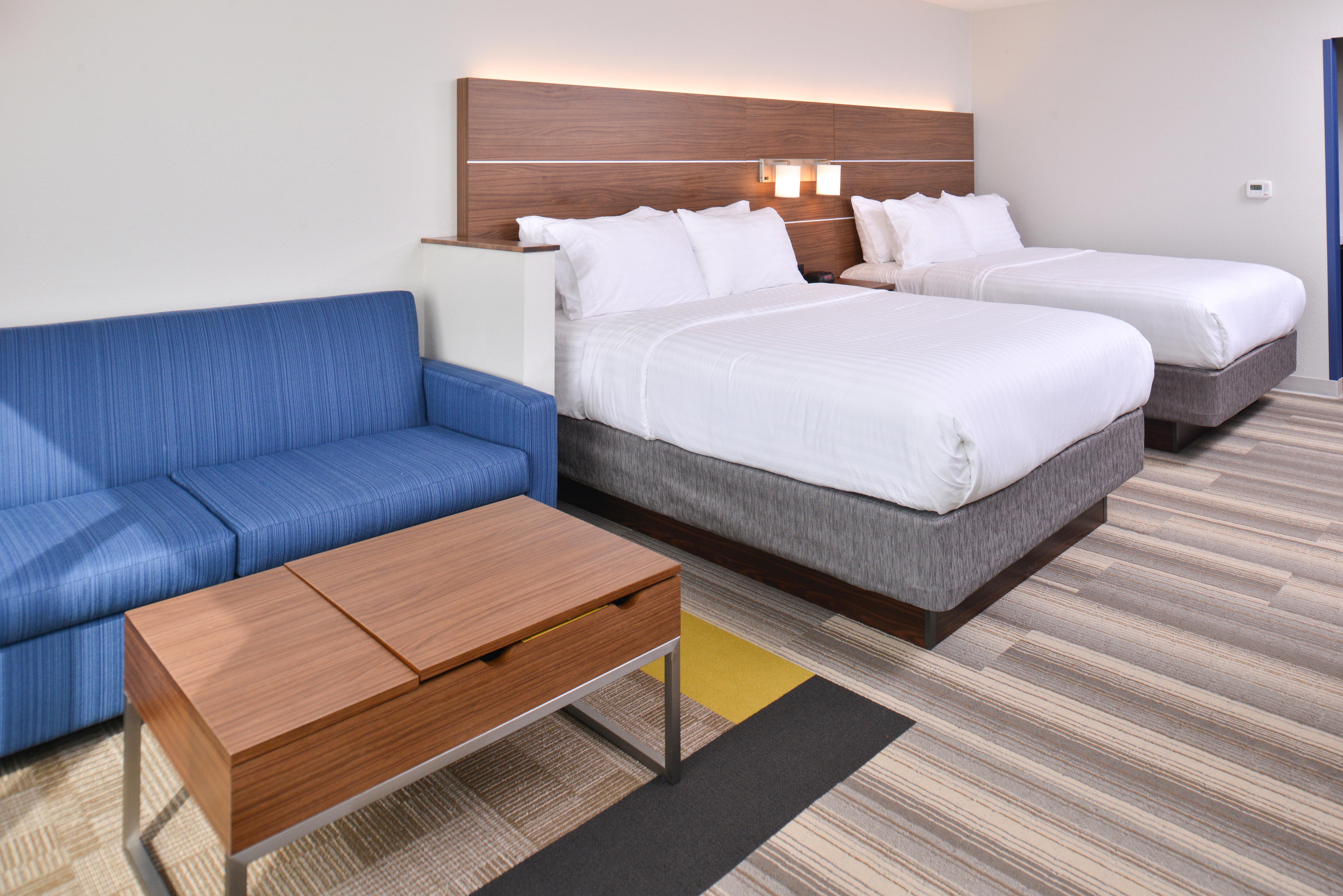 Holiday Inn Express & Suites Omaha Airport By Ihg Carter Lake Bagian luar foto
